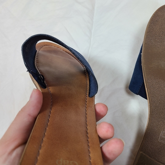 Gap Navy and Brown Flats - Picture 3 of 6